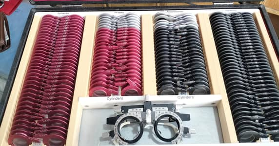 trail box almonium frame made in japan