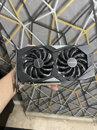Selling my GTX 1650S 4GB Gigabyte Dual Fan