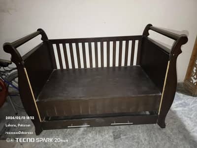 baby court. bed