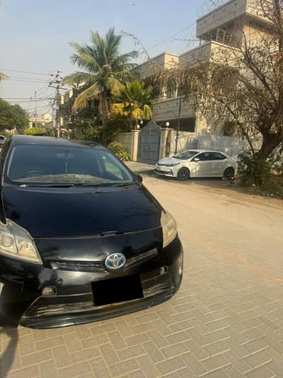 Toyota Prius S Touring Selection 1.8 – 2014