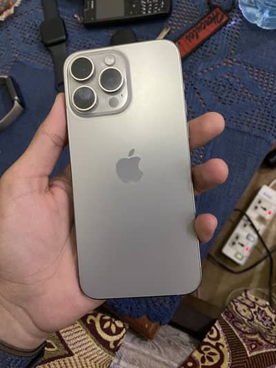 iPhone 15 pro max jv
