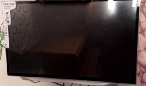 Two TV 32 and 18  inches