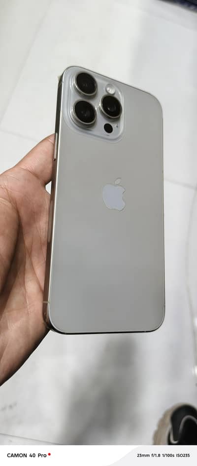 15 Pro Max Natural Titinium