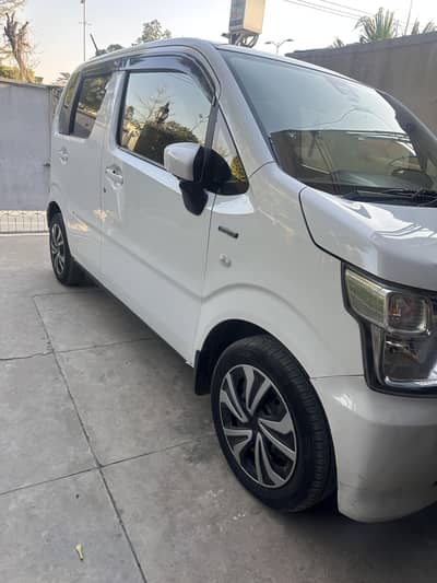 Suzuki Wagon R hybrid Fx (2021 registration)