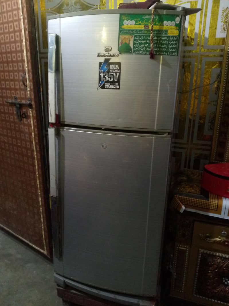 Dawlance ref  Medium size 0