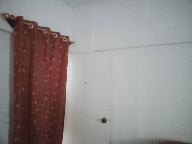 3rd FLOOR FLAT IQRA COMPLEX 1