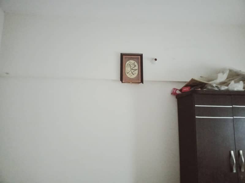 3rd FLOOR FLAT IQRA COMPLEX 5