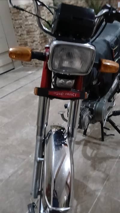 registered road prince 70cc bike  almost new condition
