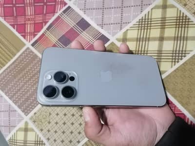 15 pro max  Factory Unlock 256 92% battery health with box