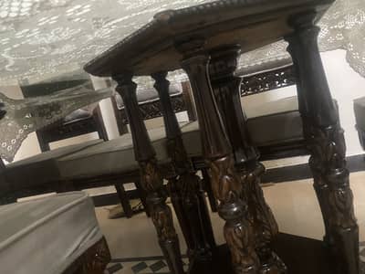 8 seater dinning table