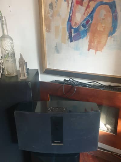 Bose Soundtouch 30 BT with built-in woofer
