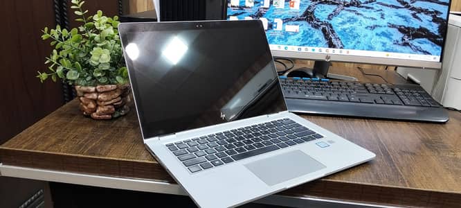 HP Elitebook x360 1030 G2 Core i5 7th Gen with bag
