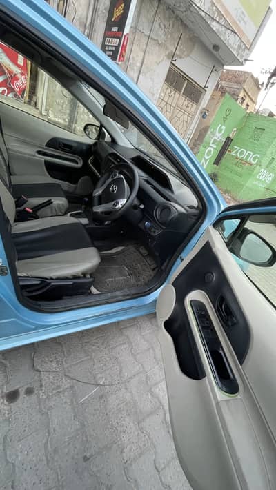 Toyota Aqua 2014/2018 Islamabad Registered