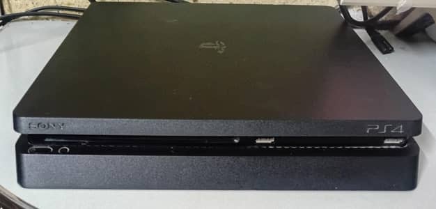 PS4 slim