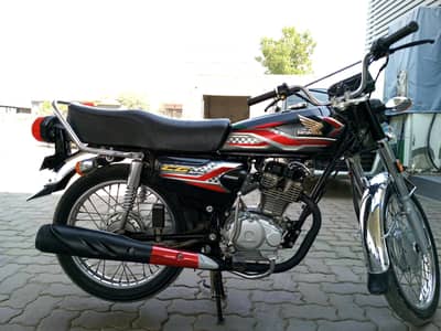 Honda cg 125 24 model all Punjab number ryk (0326:7003587) call only