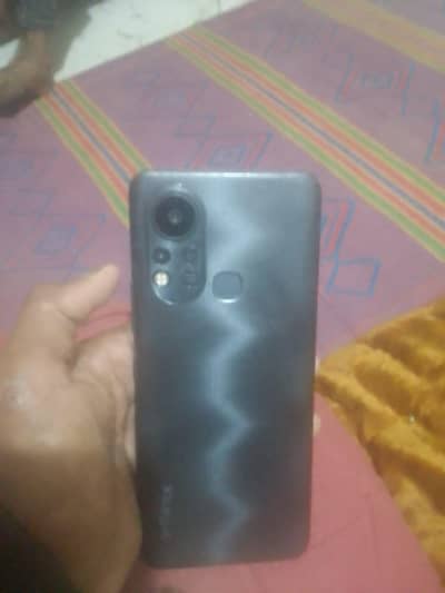 infinix hot 11s ram 8.128 ha koi b masla nai ha sab kuch ok ha