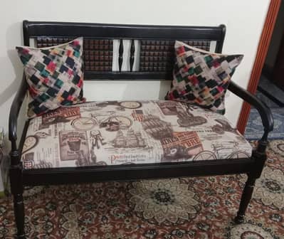 4 seater sofa set available in excellent condition۔
