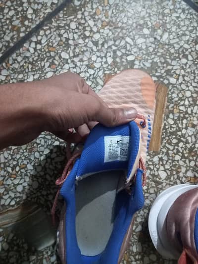 NIKE GIANNIS IMMORTALITY (artic orange)