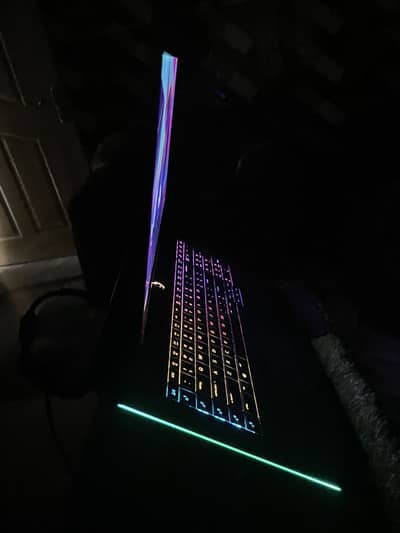 Dell Alienware 17 R5 - 8th Gen i7 GTX 1080 Gaming Laptop