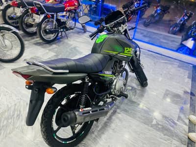 Yamaha YBR 125G 2023
