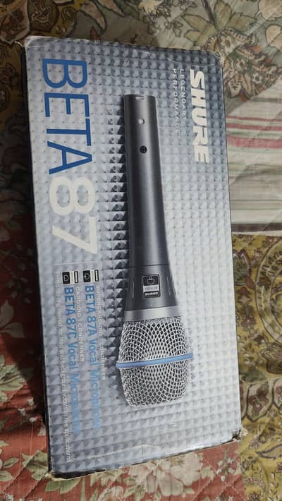 Shure Beta 87 – Premium Condenser Vocal Mic