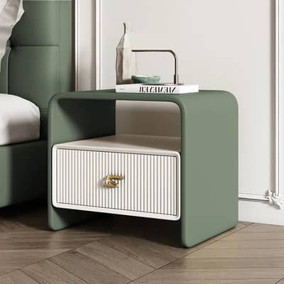 Verde Aura Bedside Table