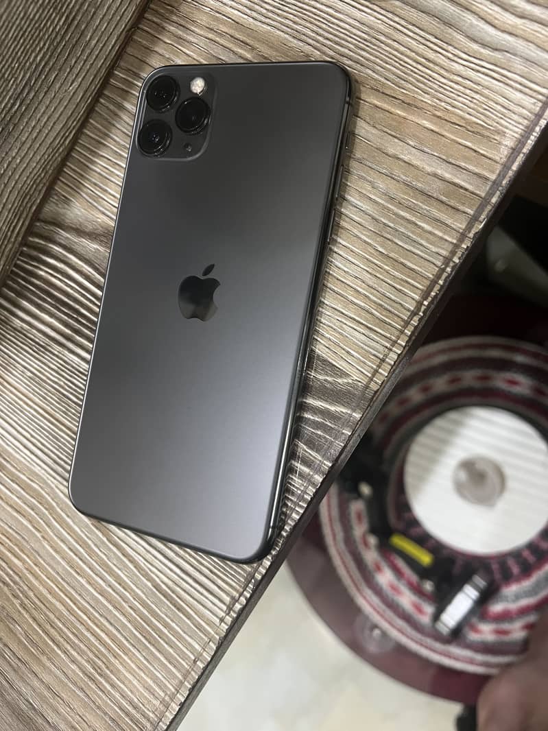 Condition 10/10 . Little sratch on front side. 3