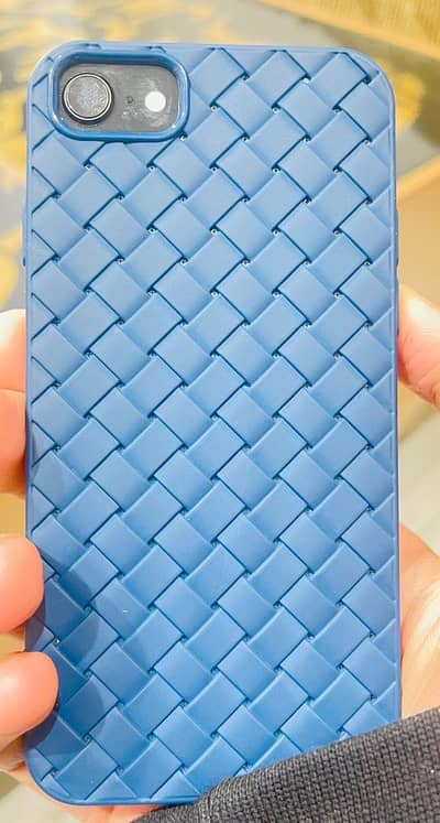 iPhone 8 se used condition good 10/8.5 with cover with charger