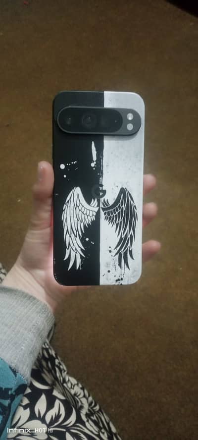 Zoom photography by optical lens