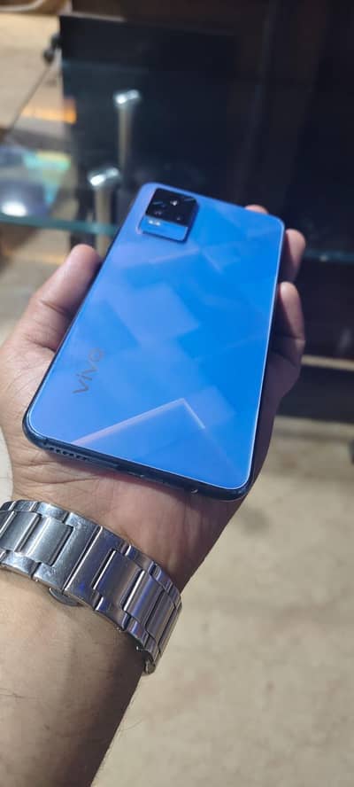 vivo V21e