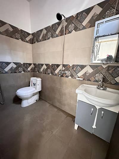 2.5 Marla Double Storey Full House Available For Rent (Peer Colony)