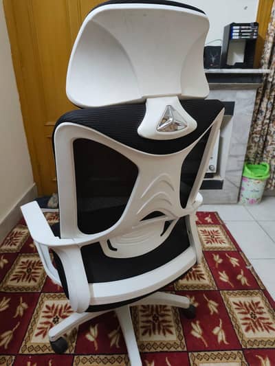 brand new chair for sale urgently