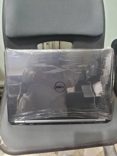 Dell Latitude E5470 – i5, 8GB RAM, 256GB SSD, Backlit, Windows Laptop