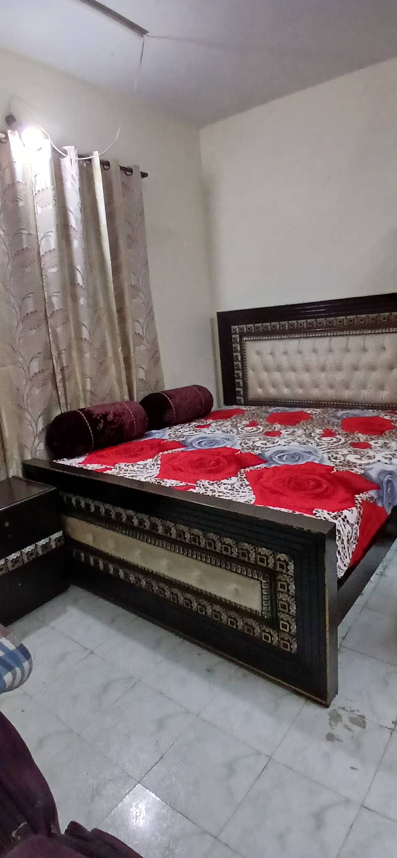 Solid wood bed set + wardrob 0