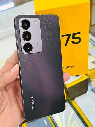 realme c75 8GB Ram 256gb my WhatsApp number 03193220605