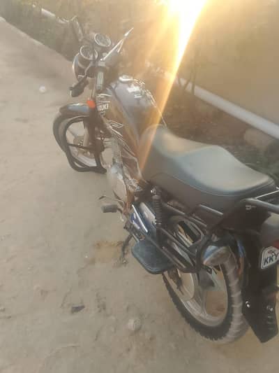 Suzuki 150 newly condition