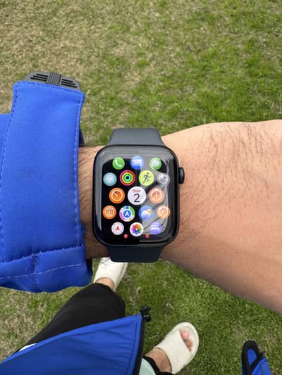 Apple Watch SE 2 (44mm) – GPS + Cellular