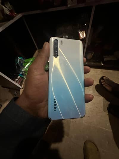 oppo F15 mobile oregnal Hain with box  all ok Hain mobile