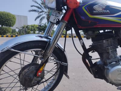 honda CG 125 red colour in good condition
