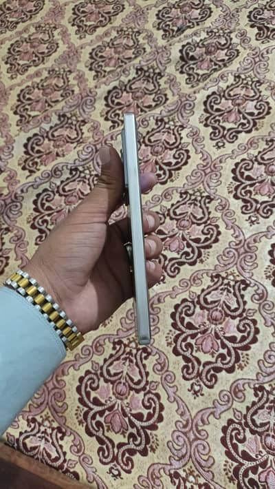 infinix note 40.8 /256    bikul oky phone haaa