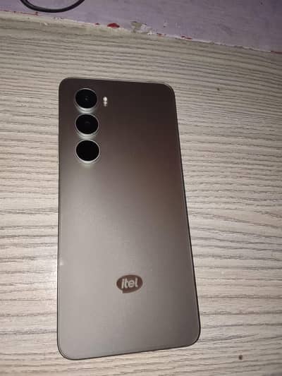 itel A 100 for urgent sale