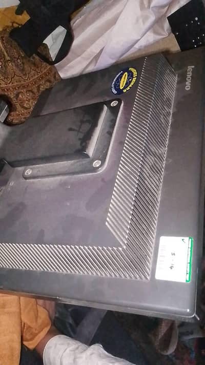 LED Monitor – Good Condition – Clear Display (Minor Line)