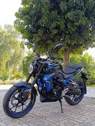 Super Star 200cc in Zero Meter condition