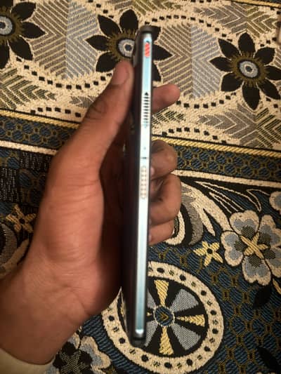 Red Magic 5s 12/256 best for gaming 90fps 145hz refresh