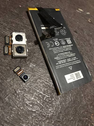 Geogle pixel 4a 5g battery and camera