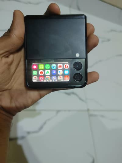 Samsung Galaxy z flip 3 mobile phone fold