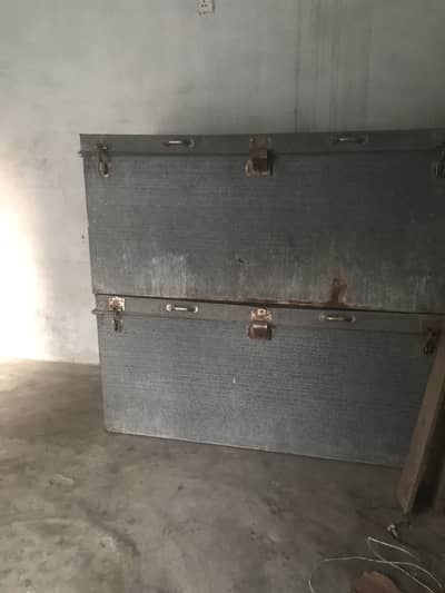 2 pettiya for sale 03249458930