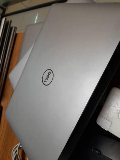 urgent sell | Dell laptop core i8 11Gen | 16GbRAM | like new condition