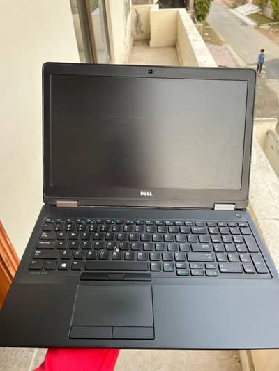 Dell Latitude E5570