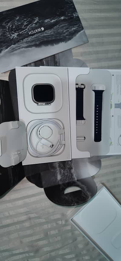 Apple watch Ultra 2  -49mm- Titanium Blue  Ocean Band